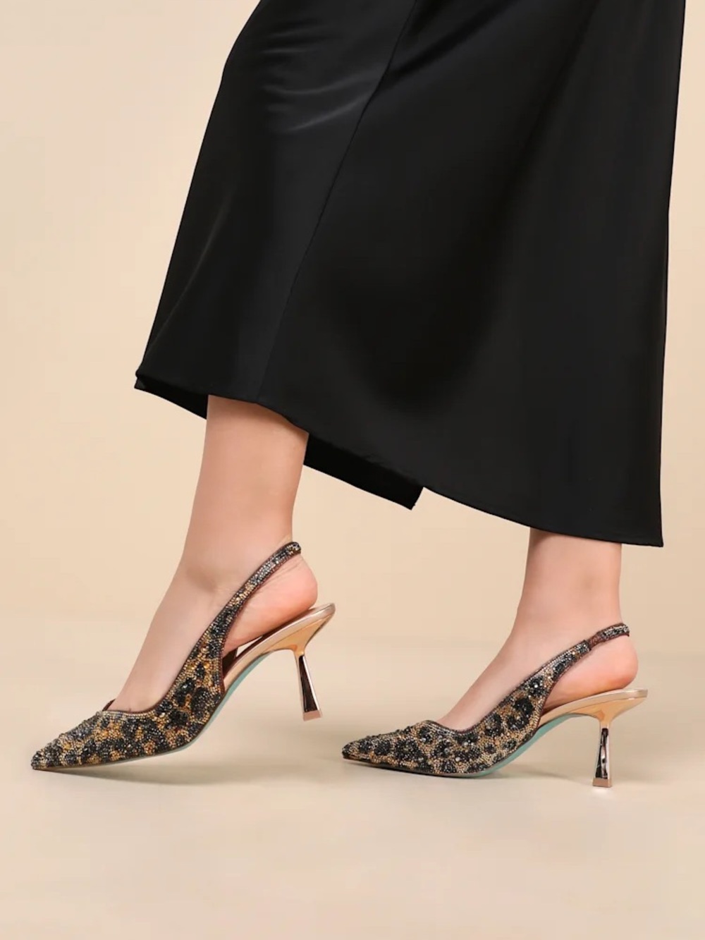 BETSEY JOHNSON CLARK NU LEOPARD SLINGBACK SANDALS 9